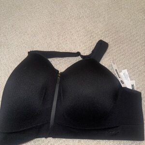 Victoria's Secret Black Sports Bra